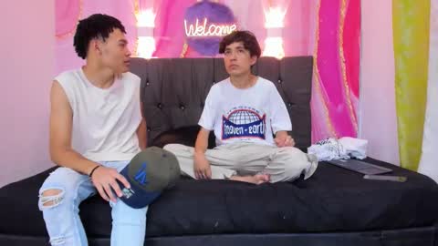 Enyer and Sebastian online show from October 17, 2025, 6:32 pm