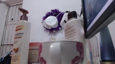 Snapshot of horny_mommy17 chatting on April 26, 2026, 3:10 pm armina online show from April 26, 2026, 3:10 pm