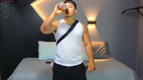 Snapshot of horny_nick18 chatting on February 12, 2026, 12:55 pm horny_nick18 online show from February 12, 2026, 12:55 pm