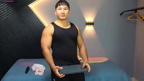 Snapshot of horny_nick18 chatting on February 28, 2026, 12:17 pm horny_nick18 online show from February 28, 2026, 12:17 pm