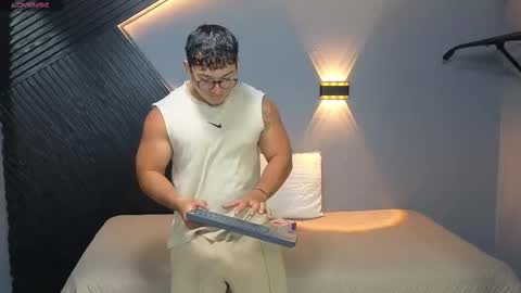 Snapshot of horny_nick18 chatting on March 4, 2026, 12:11 pm horny_nick18 online show from March 4, 2026, 12:11 pm