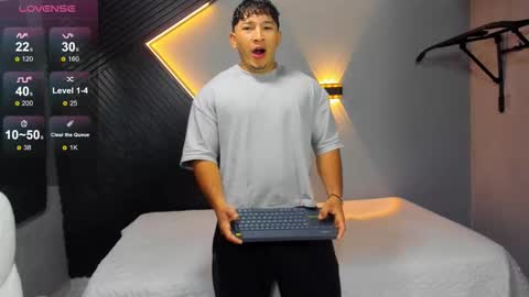 Snapshot of horny_nick18 chatting on March 26, 2026, 12:00 pm horny_nick18 online show from March 26, 2026, 12:00 pm