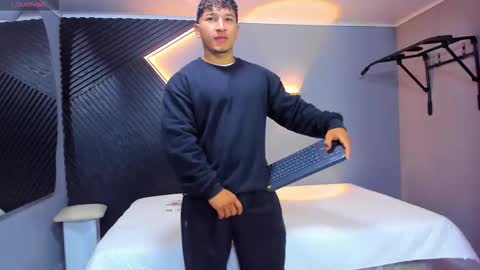 Snapshot of horny_nick18 chatting on March 29, 2026, 11:21 am horny_nick18 online show from March 29, 2026, 11:21 am