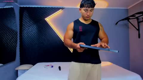 Snapshot of horny_nick18 chatting on April 13, 2026, 4:12 pm horny_nick18 online show from April 13, 2026, 4:12 pm