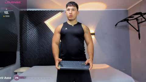 horny_nick18 online show from May 23, 2026, 12:09 pm