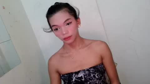 Snapshot of horny_rhiana chatting on July 3, 2026, 3:13 am Rhiana online show from July 3, 2026, 3:13 am