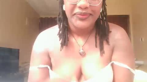 Snapshot of horny_sexxy_babe chatting on November 2, 2025, 5:54 am Lucy online show from November 2, 2025, 5:54 am