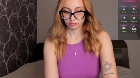Snapshot of horny_strawberry chatting on June 8, 2026, 1:50 am Lia online show from June 8, 2026, 1:50 am