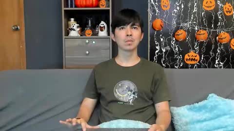 Snapshot of horny_twinks_guys chatting on November 2, 2025, 8:22 pm Alex and Camilo online show from November 2, 2025, 8:22 pm