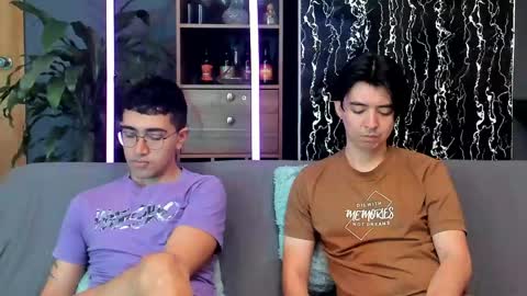 Snapshot of horny_twinks_guys chatting on June 1, 2026, 3:03 pm Alex and Camilo online show from June 1, 2026, 3:03 pm