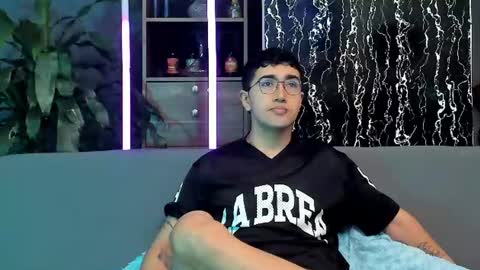 Alex and Camilo online show from June 14, 2026, 2:08 pm