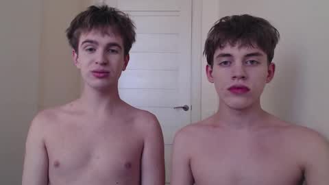 Snapshot of hornybadbunny chatting on October 13, 2025, 4:23 am Tony online show from October 13, 2025, 4:23 am