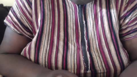Snapshot of hornybigtitts chatting on February 12, 2025, 8:59 am monica zain online show from February 12, 2025, 8:59 am