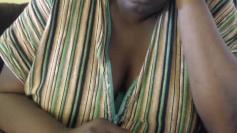 Snapshot of hornybigtitts chatting on February 13, 2025, 2:42 pm monica zain online show from February 13, 2025, 2:42 pm