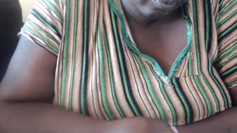 Snapshot of hornybigtitts chatting on March 4, 2025, 11:51 am monica zain online show from March 4, 2025, 11:51 am