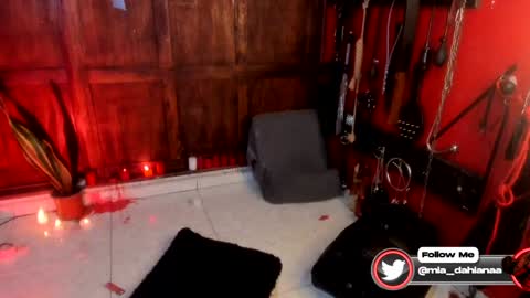 Mia Dahianaa   2  hornydahianax online show from February 5, 2025, 12:53 am