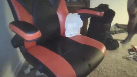 hornyguy65428 online show from October 22, 2025, 2:12 am