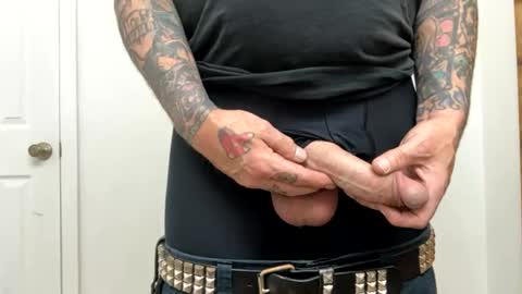 Hornyhumper online show from June 2, 2026, 6:54 pm
