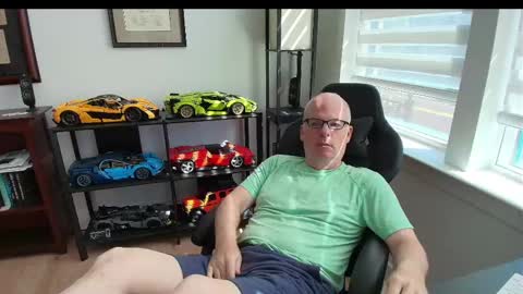 Snapshot of hornynthick70 chatting on May 31, 2026, 2:02 pm hornynthick70 online show from May 31, 2026, 2:02 pm