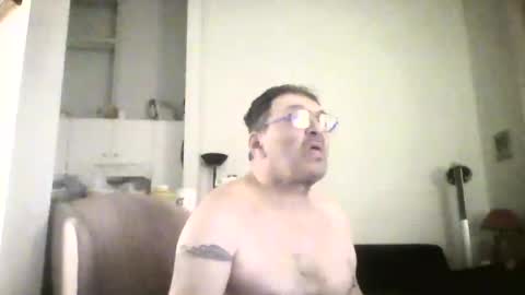 Snapshot of hornysiciliancock712446 chatting on December 28, 2024, 10:13 pm Peter online show from December 28, 2024, 10:13 pm