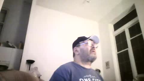 Snapshot of hornysiciliancock712446 chatting on January 28, 2025, 10:02 am Peter online show from January 28, 2025, 10:02 am