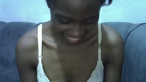 hornysoul02 online show from April 17, 2026, 7:44 am