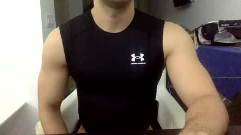 hornyspaniard93 online show from March 12, 2026, 12:17 am