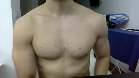 Snapshot of hornyspaniard93 chatting on April 27, 2026, 10:30 pm hornyspaniard93 online show from April 27, 2026, 10:30 pm