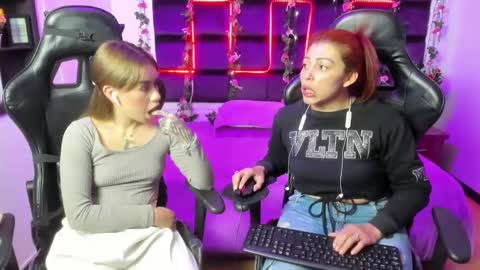 hornyy mom online show from February 21, 2025, 11:55 am