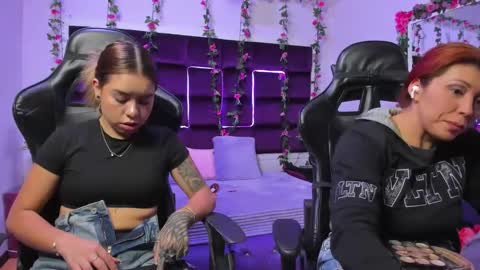 hornyy mom online show from October 27, 2025, 1:26 pm