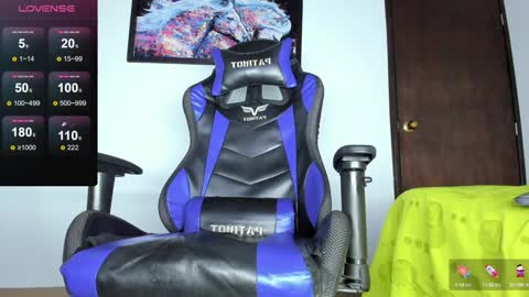 horse_man2 online show from January 9, 2025, 12:46 am