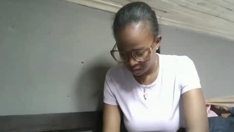 Hortansiaa online show from June 3, 2026, 4:23 pm