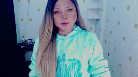 Snapshot of hosersecockselfsucker chatting on January 10, 2025, 1:53 am YOUR MAJESTY LUCY PEARL online show from January 10, 2025, 1:53 am