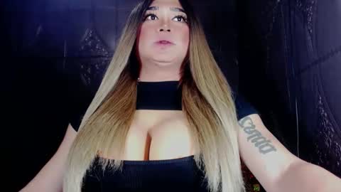 Snapshot of hosersecockselfsucker chatting on March 10, 2025, 12:26 pm YOUR MAJESTY LUCY PEARL online show from March 10, 2025, 12:26 pm