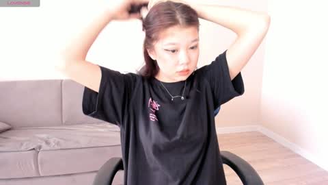 hosina_sayeri online show from January 29, 2025, 9:23 am