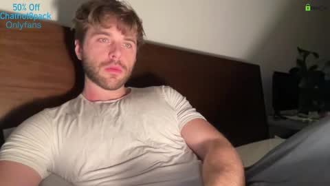 Edward aka Wolf online show from December 22, 2025, 4:20 am