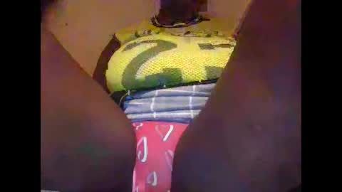 Snapshot of hot_alynn chatting on October 4, 2025, 10:24 am ALLYN online show from October 4, 2025, 10:24 am