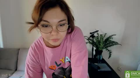 Snapshot of hot_babayaga chatting on March 7, 2025, 8:13 am online show from March 7, 2025, 8:13 am