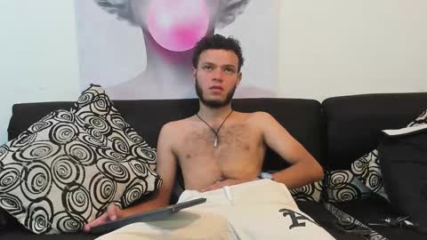 Snapshot of hot_bad_boy69 chatting on October 25, 2025, 6:13 pm hot bad boy69 online show from October 25, 2025, 6:13 pm