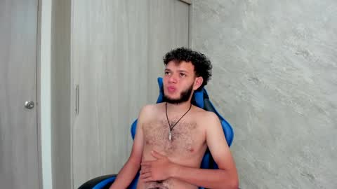 hot bad boy69 online show from April 16, 2026, 9:39 pm