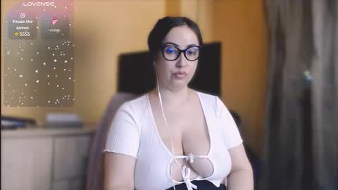 v     online show from February 11, 2026, 9:31 pm