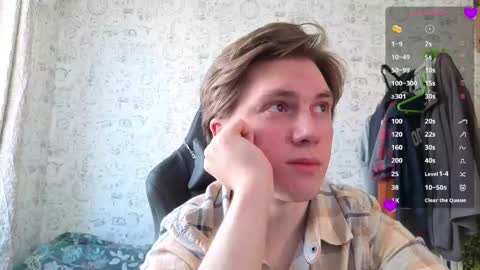 Snapshot of hot_boy_oscar chatting on March 18, 2026, 11:13 am Oscar online show from March 18, 2026, 11:13 am