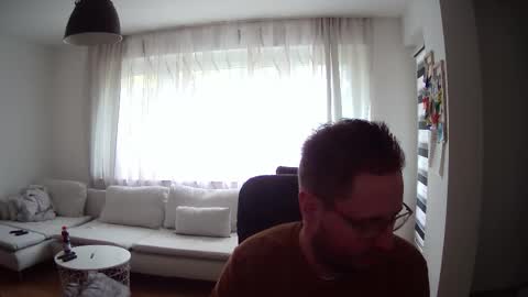 hot_chris1989 online show from October 19, 2025, 11:00 am