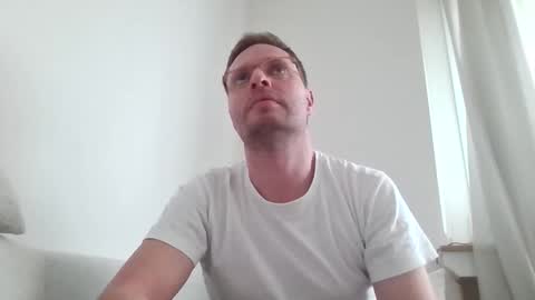 hot_chris1989 online show from February 9, 2026, 3:05 pm