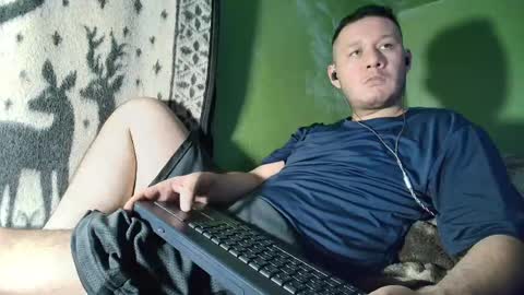 Snapshot of hot_guy36 chatting on May 2, 2026, 3:33 am hot_guy36 online show from May 2, 2026, 3:33 am