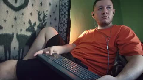 Snapshot of hot_guy36 chatting on May 10, 2026, 2:00 pm hot_guy36 online show from May 10, 2026, 2:00 pm