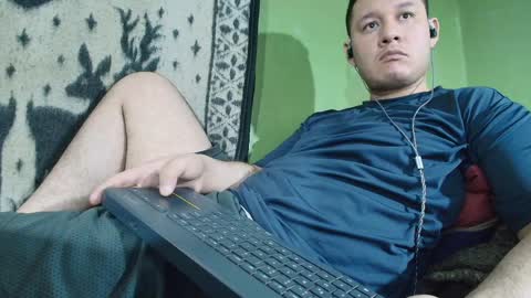 Snapshot of hot_guy36 chatting on May 19, 2026, 5:30 pm hot_guy36 online show from May 19, 2026, 5:30 pm