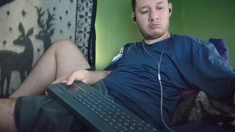 Snapshot of hot_guy36 chatting on May 24, 2026, 2:00 pm hot_guy36 online show from May 24, 2026, 2:00 pm