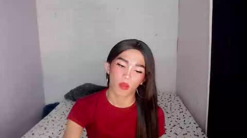 Snapshot of hot_khianna chatting on February 13, 2026, 12:23 pm Khianna online show from February 13, 2026, 12:23 pm