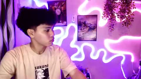 Snapshot of hot_kisser19 chatting on July 28, 2026, 9:04 am mark online show from July 28, 2026, 9:04 am